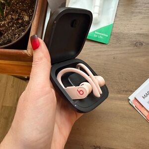 beats Pink Wireless Earbuds